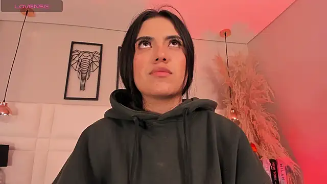 Rebeca jones online show from 11.07.25