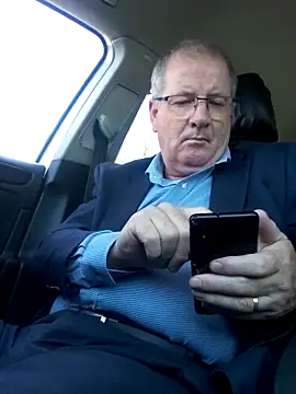 stiffandlubedxh online show from 12.12.24