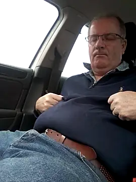 stiffandlubedxh online show from 12.12.24