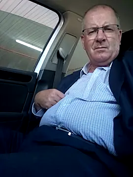 stiffandlubedxh online show from 01.08.25