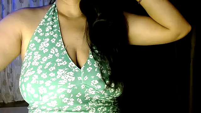 janifer001 online show from 02.15.26