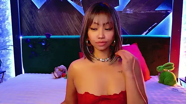 ElyaQuinn online show from 04.01.26