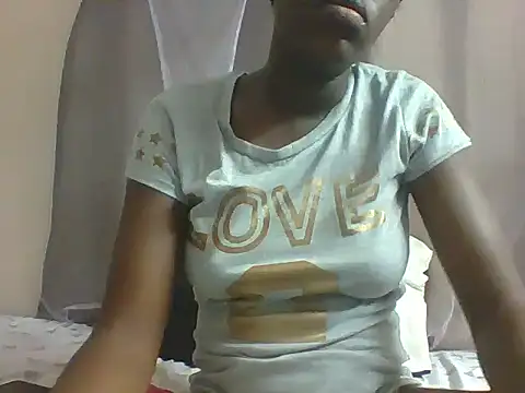 Snapshot of Sexy_Chocolate_Babe chatting on 03.10.25 Sexy Chocolate Babe online show from 03.10.25