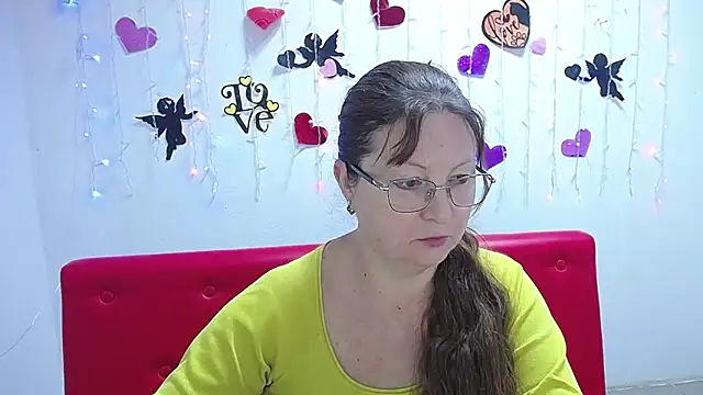 VanessaHotts online show from 02.08.25