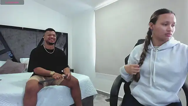 AnnieAndStefan online show from 10.13.25