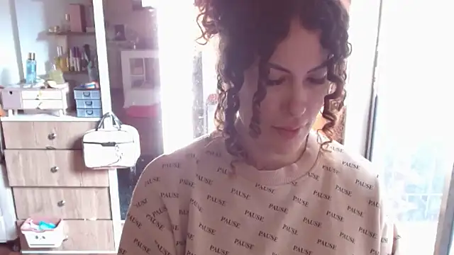 Snapshot of chanell_tattoo chatting on 09.19.25 chanell tattoo online show from 09.19.25