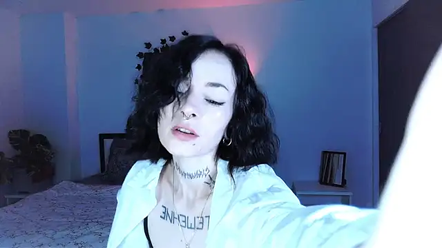 pale skin online show from 12.21.25