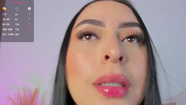 Snapshot of Kattycollinss1 chatting on 03.08.25 Kattycollinss1 online show from 03.08.25