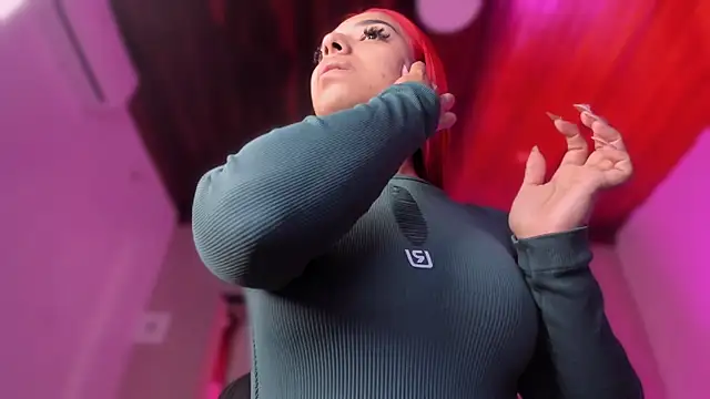 Emmily Savage online show from 12.22.25