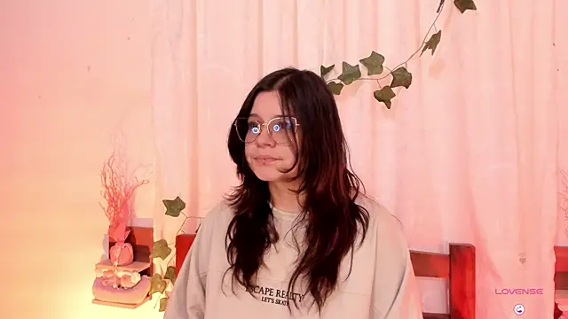 Mey moon online show from 02.15.25