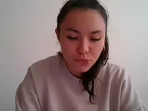 Snapshot of _andygirl chatting on 04.24.26 andygirl online show from 04.24.26