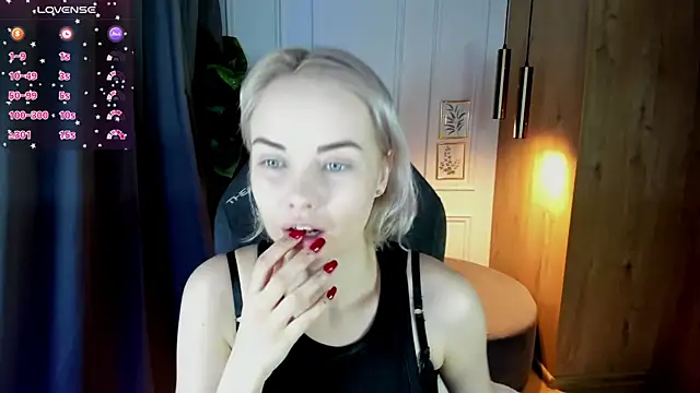 StephanieSweety online show from 03.07.25