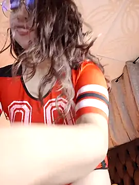 Piafisher1 online show from 10.12.25