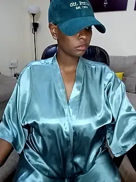 Snapshot of Sexy_panda69 chatting on 01.18.25 Sexy panda69 online show from 01.18.25