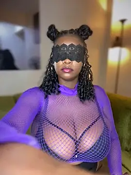 Snapshot of Sexy_panda69 chatting on 05.17.26 Sexy panda69 online show from 05.17.26