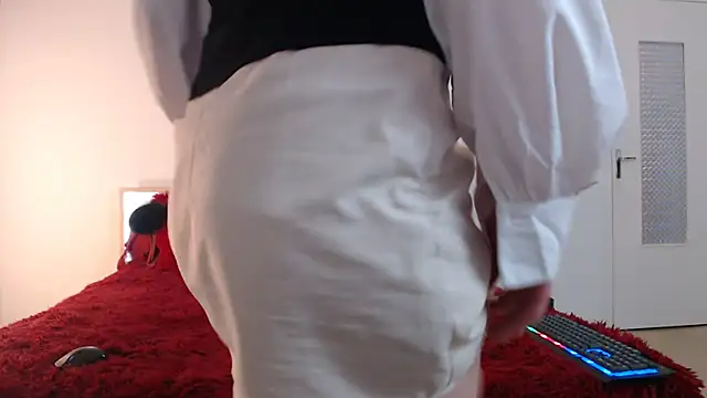 Snapshot of Crystal-dreamt chatting on 01.06.25 Crystal-dreamt online show from 01.06.25