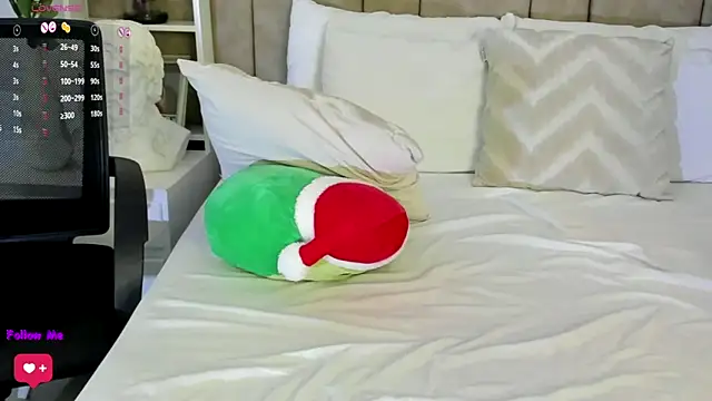 Isabellacharm online show from 02.16.25