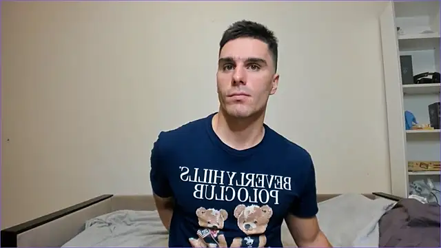 Snapshot of sam_huston chatting on 12.12.24 sam huston online show from 12.12.24