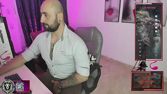 Snapshot of Leon_1234 chatting on 01.15.25 Leon 1234 online show from 01.15.25
