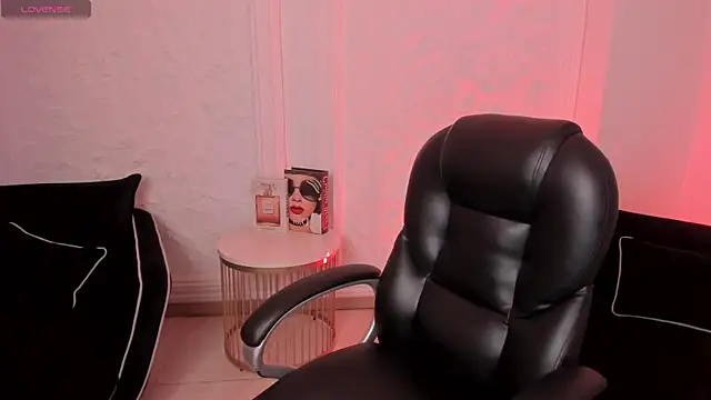 MileyCruz  online show from 04.03.26