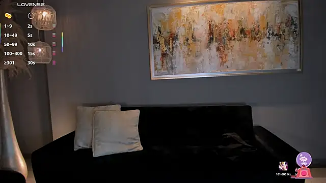 DannaCruz online show from 02.13.25