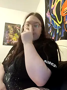 Sexycurvyemilyy online show from 11.19.25