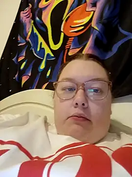 Sexycurvyemilyy online show from 11.21.25