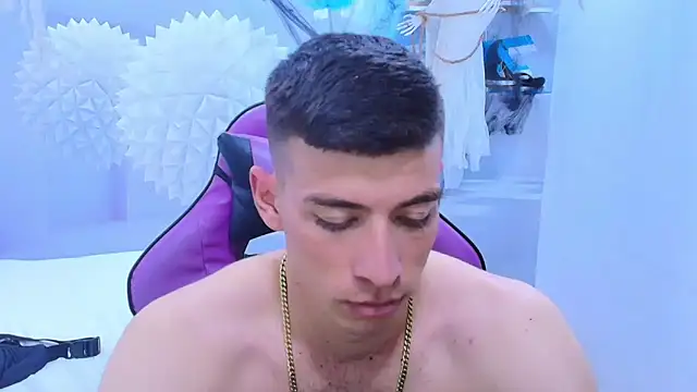 Snapshot of DEIBY_BABY chatting on 10.29.25 DEIBY BABY online show from 10.29.25