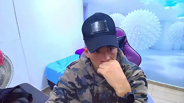 Snapshot of DEIBY_BABY chatting on 06.24.26 DEIBY BABY online show from 06.24.26
