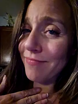 SkyelarSommer online show from 03.22.26