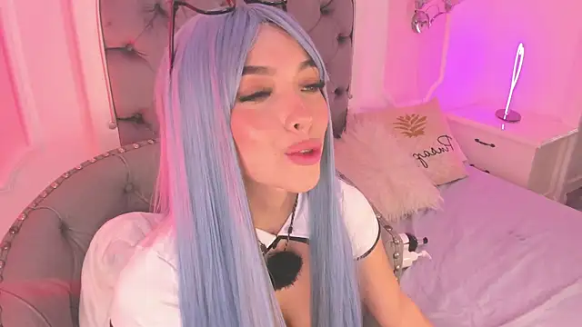 Victoria Watsson online show from 02.03.25