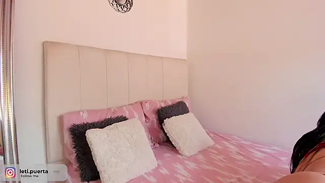 leticiapuerta9 online show from 02.20.25