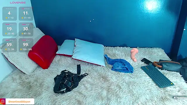 Snapshot of _liam_harpers_ chatting on 02.19.25 liam harpers online show from 02.19.25