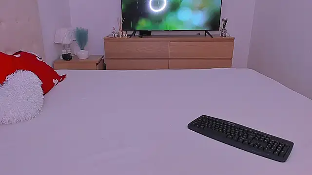 Your Girl69XXX online show from 01.27.25