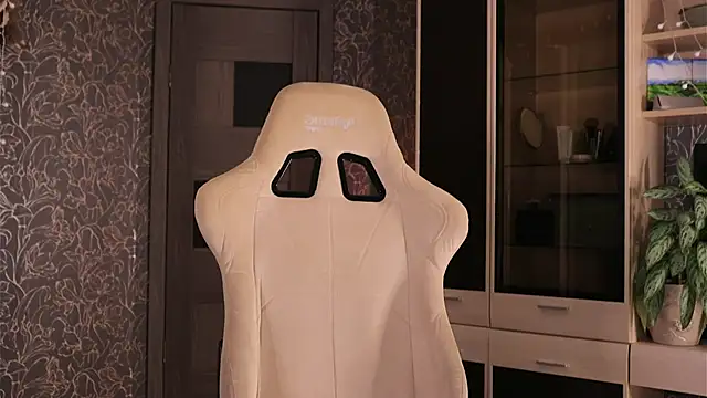 Chill out with Salvia online show from 03.15.26