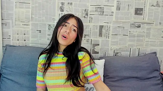 Mhelanny2 online show from 01.25.25