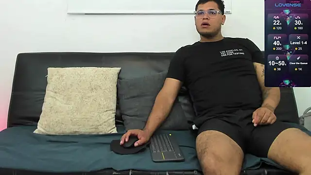 Snapshot of jeanpi01 chatting on 12.21.24 jeanpi01 online show from 12.21.24