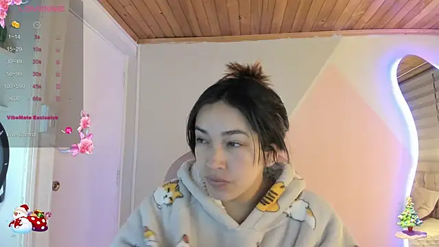 cristal  hot 1 online show from 11.21.25