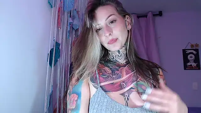 Snapshot of agatha_ink3 chatting on 12.22.24 agatha ink3 online show from 12.22.24