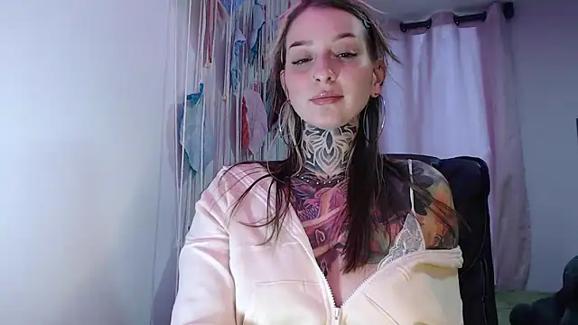 Snapshot of agatha_ink3 chatting on 01.17.25 agatha ink3 online show from 01.17.25