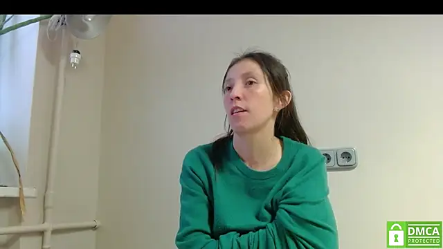 Sophi Cute online show from 10.20.25