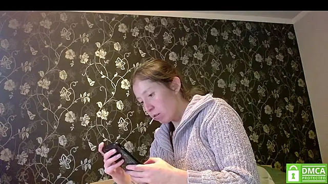 Sophi Cute online show from 11.29.25