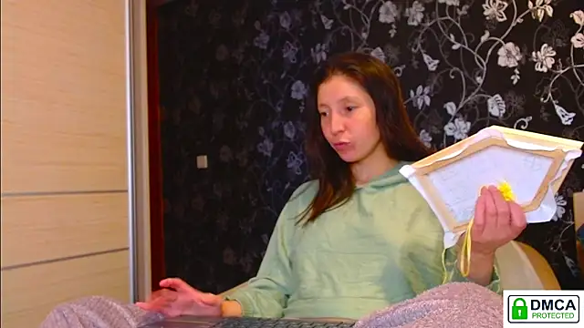 Sophi Cute online show from 02.06.26