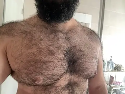 hugemachohandsome online show from 03.28.26