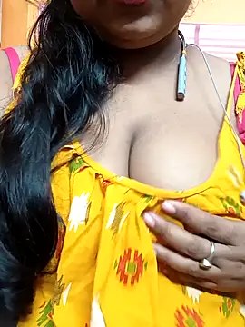 Sophiaboudi online show from 12.25.24