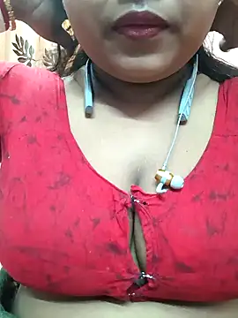 Sophiaboudi online show from 01.11.25