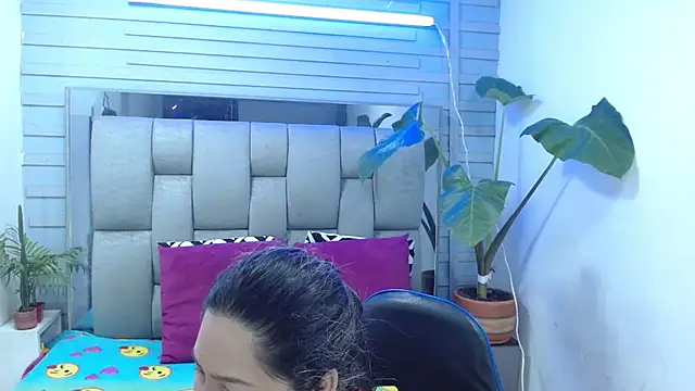 evelin zaens online show from 04.21.26