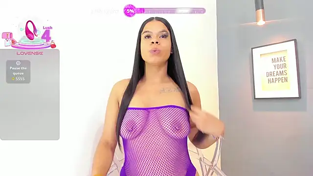 RebeccaSexx online show from 09.30.25