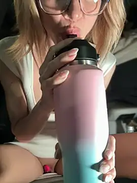 MessyNastyQueen online show from 02.02.25