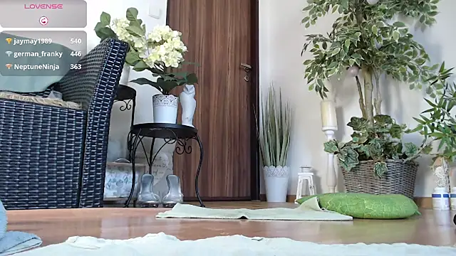 Squirtmania online show from 03.09.25